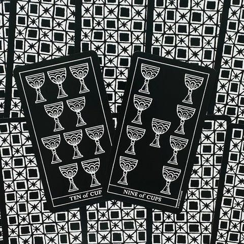 Inversion Tarot cards deck in a Tin US Games Systems