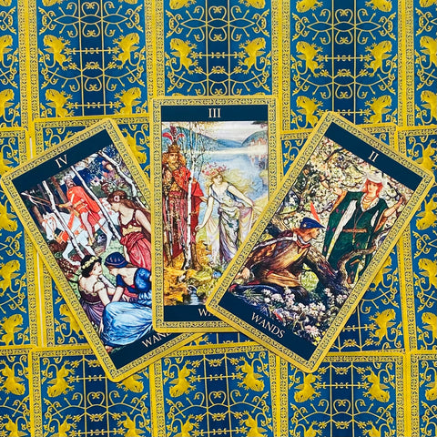 Tarot of Tales and Legends cards Lo Scarabeo