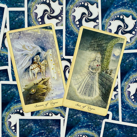 Ghosts and Spirits Tarot cards US Games Systems