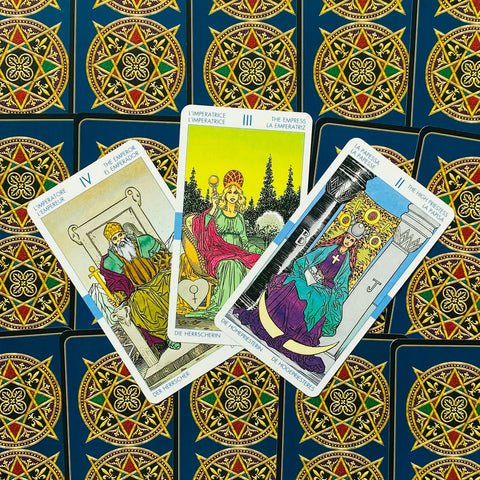 Universal Tarot Cards Lo Scarabeo
