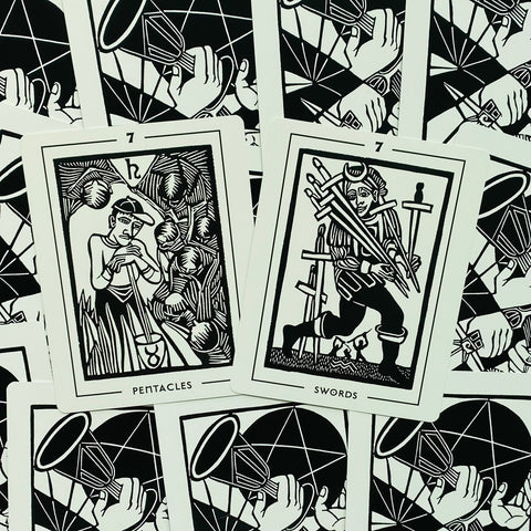 The Light And Shadow Tarot Cards