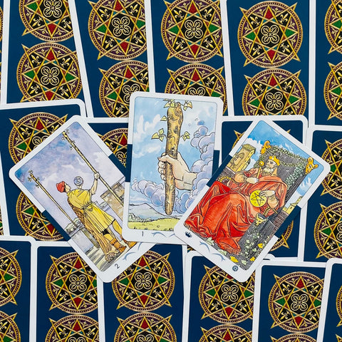 Universal Mini Tarot Card Deck Lo Scarabeo