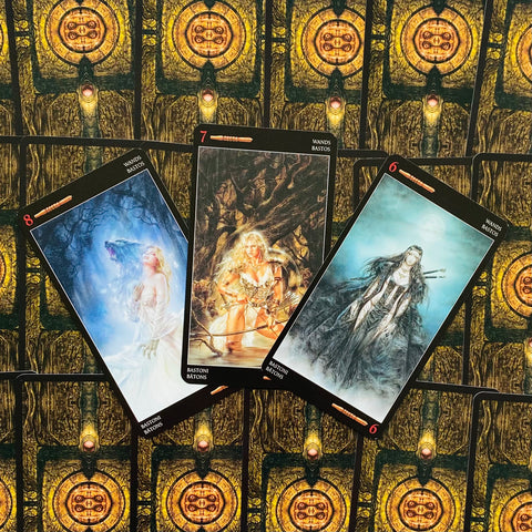 Royo Dark Tarot Cards Lo Scarabeo