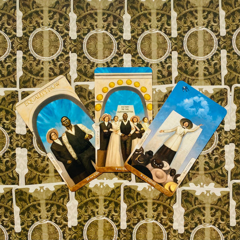 In Between Tarot Cards Lo Scarabeo