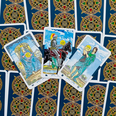 Universal Mini Tarot Card Deck Lo Scarabeo