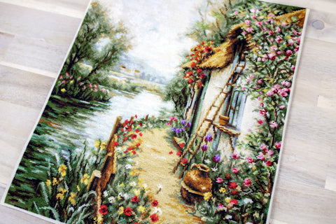 Along the River SB581 - Cross Stitch Kit