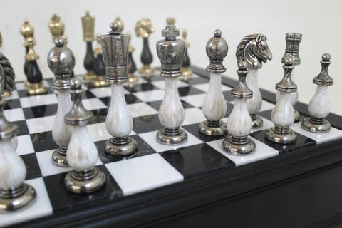 Arabesque Style Chess Pieces with Hand Crafted Marble/Wood Chessboard