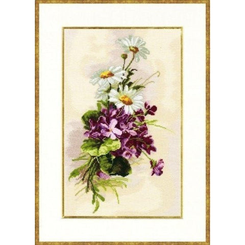 BR015  Cross Stitch Kit from Golden Fleece