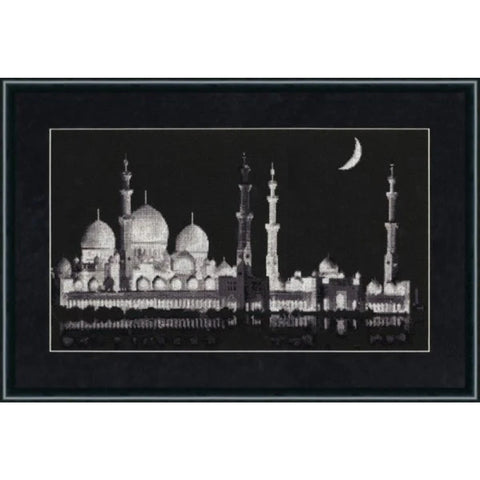 VS004  Cross Stitch Kit from Golden Fleece