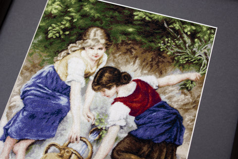 At the Fountain SB564 - Cross Stitch Kit