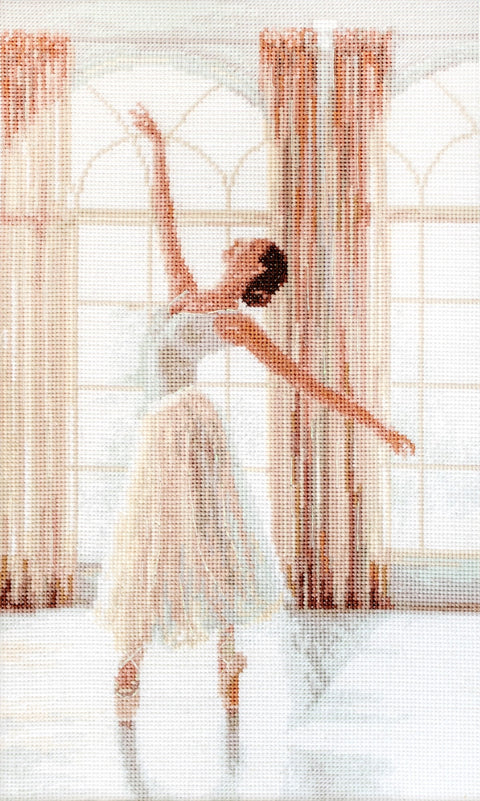 Ballerina SLETI906 - Cross Stitch Kit