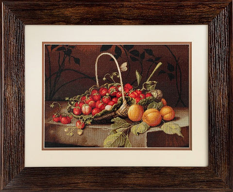 Basket with strawberries SG487 - Cross Stitch Kit by Luca-s