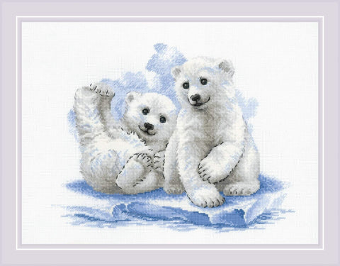 Bear Cubs on Ice. Cross Stitch kit by RIOLIS Ref. no.: 2043 - Hobby.lt 🇬🇧