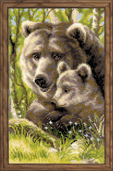 Bear with Cub - Cross Stitch Kit from RIOLIS Ref. no.:1438 - Hobby.lt 🇬🇧