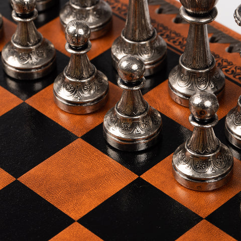 Beautiful Metal Chess Set with Leatherlike Board/Box + CHECKER Set