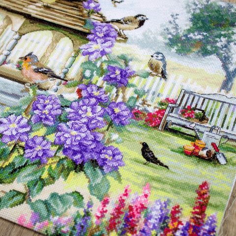 Bird Table SLETI944 - Cross Stitch Kit - Hobby.lt 🇬🇧