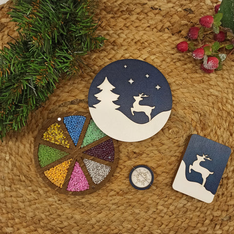 Bead Storage Box for Craft Supplies, Winter Deer Design, 3 mm Plywood, Natural Wood, 10 x 10 x 1.2 cm, Kind Fox