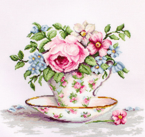 Blooms in a Tea Cup SBA2321 - Cross Stitch Kit