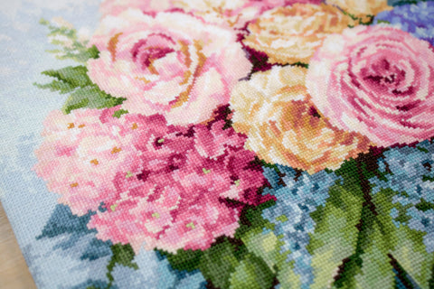 Bouquet SB2371 - Cross Stitch Kit