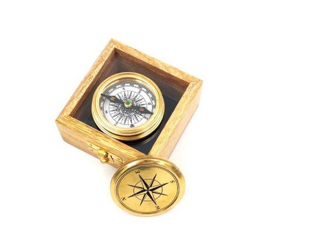 Brass compass in a wooden box - C - 57R - Hobby.lt 🇬🇧