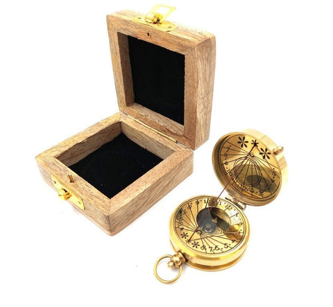 Brass compass with sundial in wooden box 1058 - Hobby.lt 🇬🇧