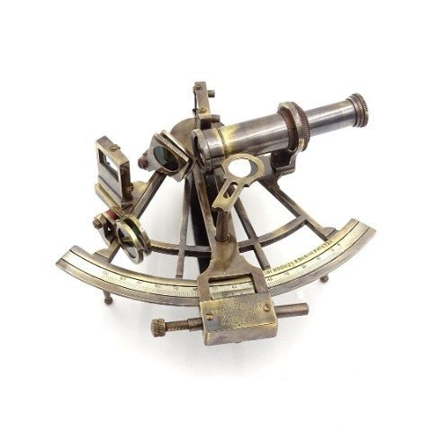 Brass sextant in a wooden box NC1517 - Hobby.lt 🇬🇧