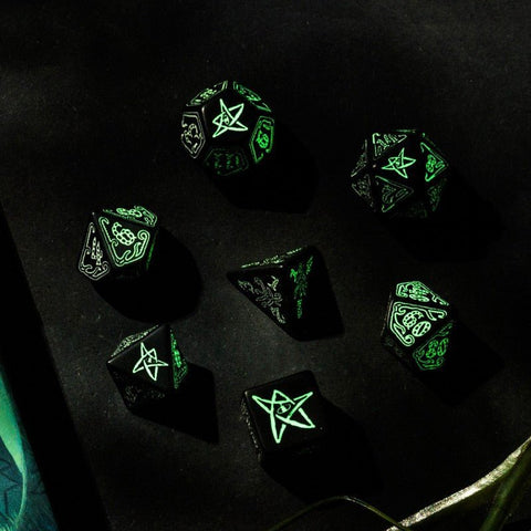 Call Of Cthulhu Dice Set black and fluorescent - Hobby.lt 🇬🇧