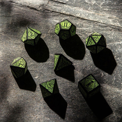 Celtic 3D Revised Dice Set black and green - Hobby.lt 🇬🇧