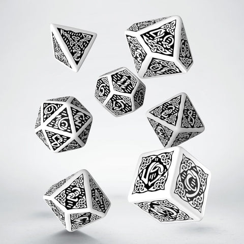 Celtic 3D Revised Dice Set white and black