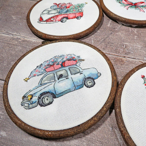 Christmas Retro Cars SLETI965 - Cross Stitch Kit - Hobby.lt 🇬🇧