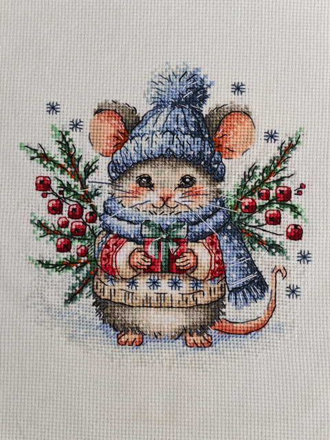 Christmas Cross Stitch Kit with 16 Count Aida Fabric, AVA Stitch, 29 Colors, 5.25 x 5.68 Inch Finished Design