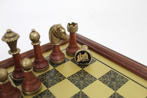 CLASSIC CHESS SET: Metal & Wood Pieces with Brass Effect Wooden Chessboard - Hobby.lt 🇬🇧