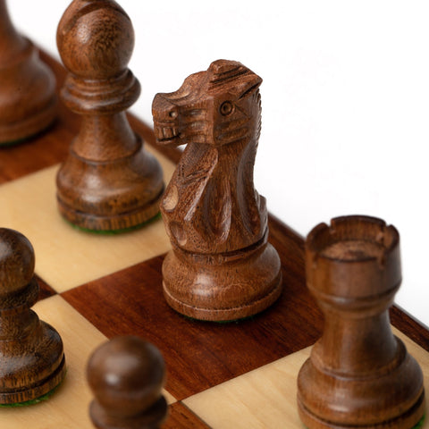 Classic Wooden Chess Set with Beautiful Walnut wooden Chess Board - Hobby.lt 🇬🇧