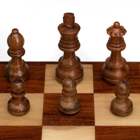 Classic Wooden Chess Set with Beautiful Walnut wooden Chess Board - Hobby.lt 🇬🇧