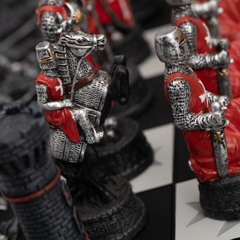 CRUSADERS: Handpainted Chess Set with Unique Chessboard - Hobby.lt 🇬🇧