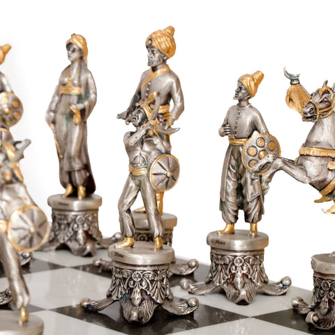 Crusaders vs Saracens: Ultra Luxurious Limited Edition Chess Set - Hobby.lt 🇬🇧