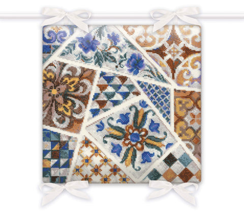 Cushion Mosaic cross stitch kit by RIOLIS Ref. no.: 1871