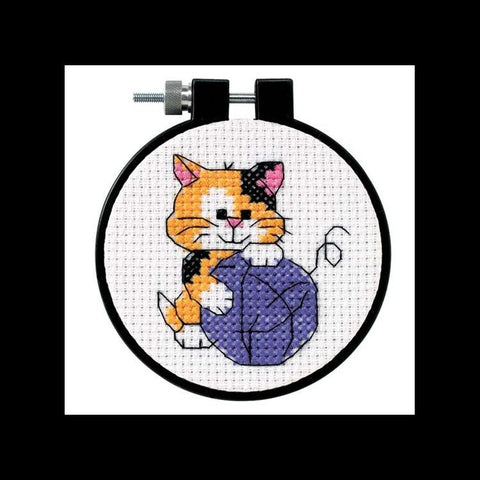 Cute Kitty (7 cm) - Cross Stitch Kit by DIMENSIONS - Hobby.lt 🇬🇧