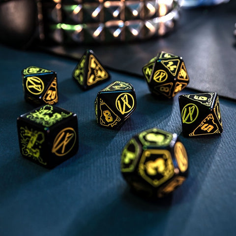 Cyberpunk RED RPG Dice Set black and yellow