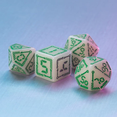 Digital Glowing Dice Set milky glow in the dark and green - Hobby.lt 🇬🇧