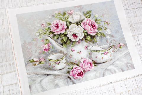 English Tea and Roses SB2317 - Cross Stitch Kit