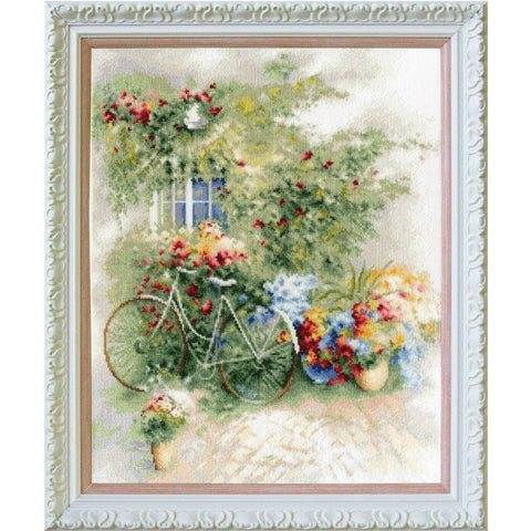 Zolotoe Runo Flower Cross Stitch Kit, Multicolor Embroidery Set with Canvas, Cotton Threads, Needle, Pattern and Instructions