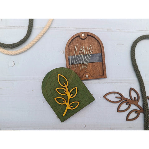 Wooden Needle Case for Knitting and Crochet, Kind Fox by Wizardi