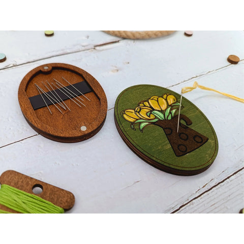 Wooden needle case