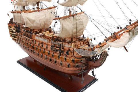 Exclusive model of the sailing ship HMS Victory VIC80R - Hobby.lt 🇬🇧