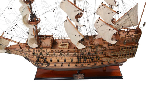 Exclusive model of the sailing ship Sovereign of the Seas with expanded sails - SOS80R