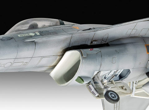 F-16 Mlu Tiger Meet 2018 - Plastic Modelling Kit By Revell