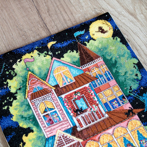 Fairy Tale House SLETI937 - Cross Stitch Kit