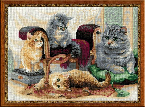 Feline Family - Cross Stitch Kit from RIOLIS Ref. no.:1327