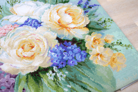 Floral Bouquet SB2370 - Cross Stitch Kit